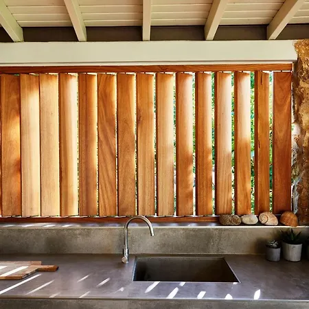 Private Villas, Pnoelis, Ierissos 빌라 Develíkia