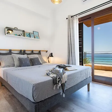 Villa Private 3- Ierissos Develikia