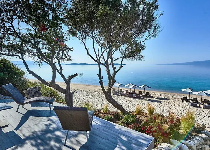 Private Villas, Pnoelis, Ierissos * Develíkia