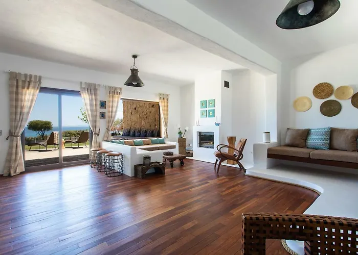 Private Villas, Pnoelis, Ierissos * Develíkia