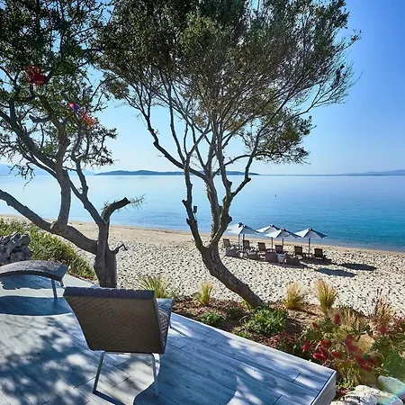 Private Villas, Pnoelis, Ierissos * Develíkia