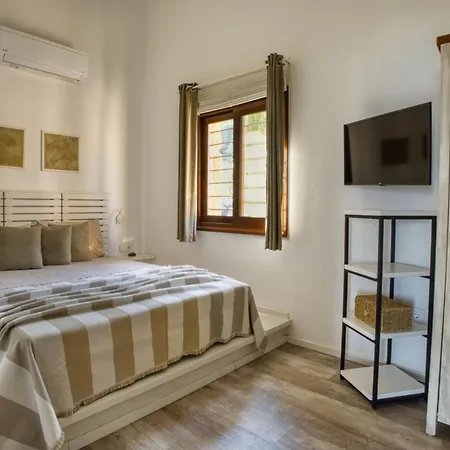 فيلة Private Villas, Pnoelis, Ierissos Develíkia