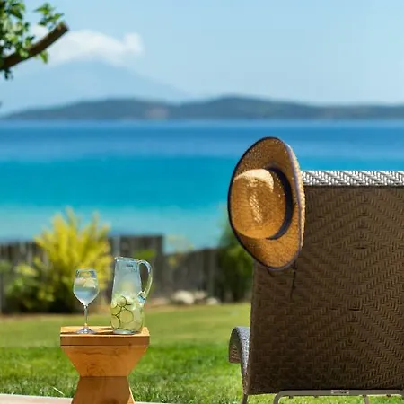 Private Villas, Pnoelis, Ierissos