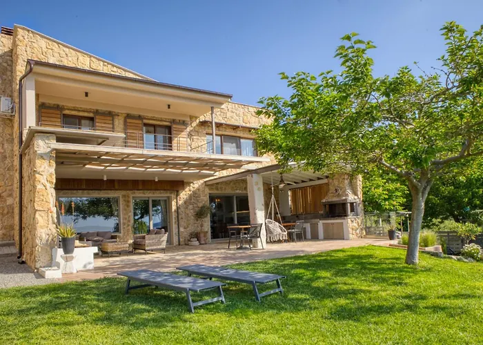 Vilă Private Villas, Pnoelis, Ierissos *